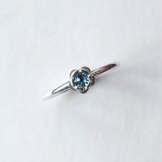 Maigull ring med krystall - Aquamarine/lys blå
